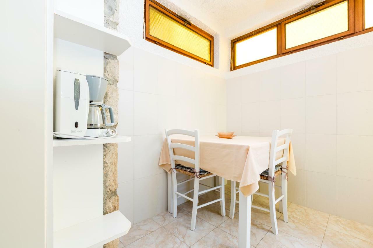 Apartment Marija Мали-Лошинь Экстерьер фото