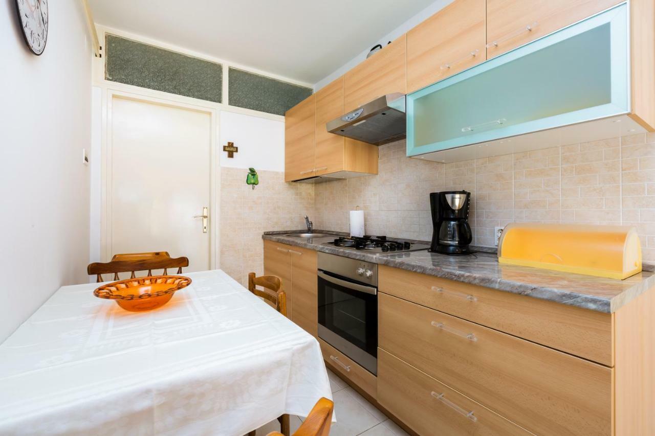 Apartment Marija Мали-Лошинь Экстерьер фото