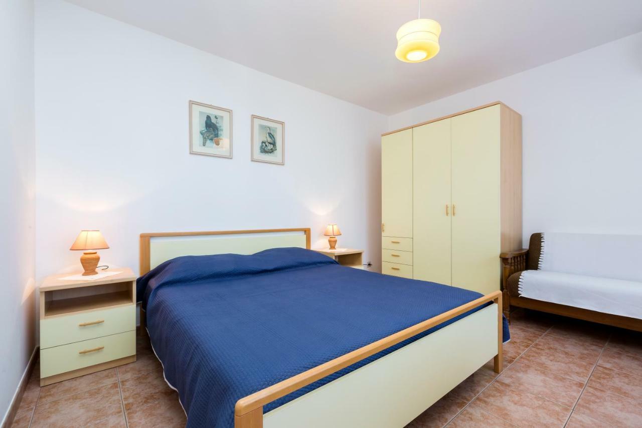 Apartment Marija Мали-Лошинь Экстерьер фото