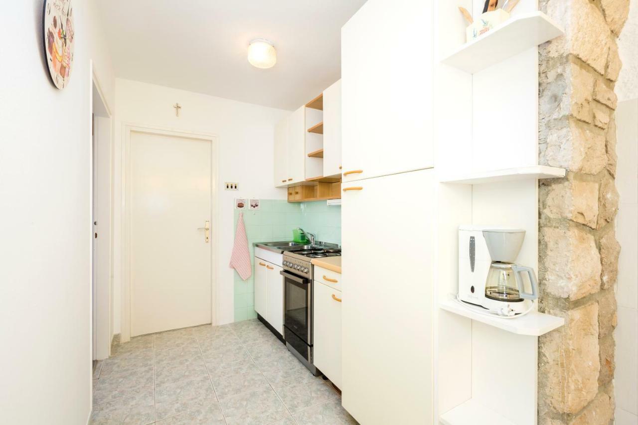 Apartment Marija Мали-Лошинь Экстерьер фото