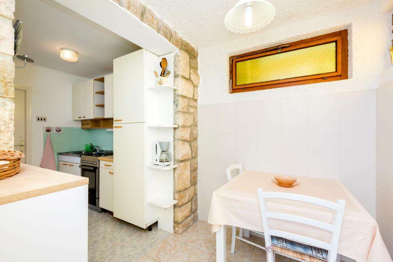 Apartment Marija Мали-Лошинь Экстерьер фото